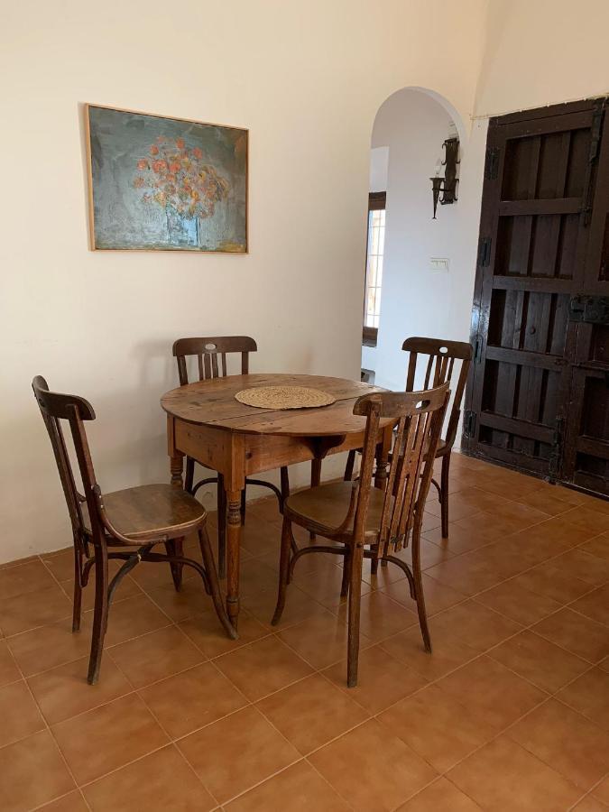 Casa Rural La Navarra 비야로블레도 외부 사진